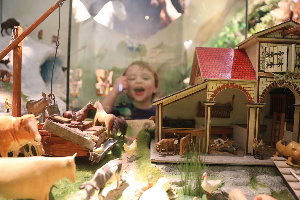 På Stockholm toy museum hittar du leksaker från flera hundra år tillbaka i tiden fram tills nu.